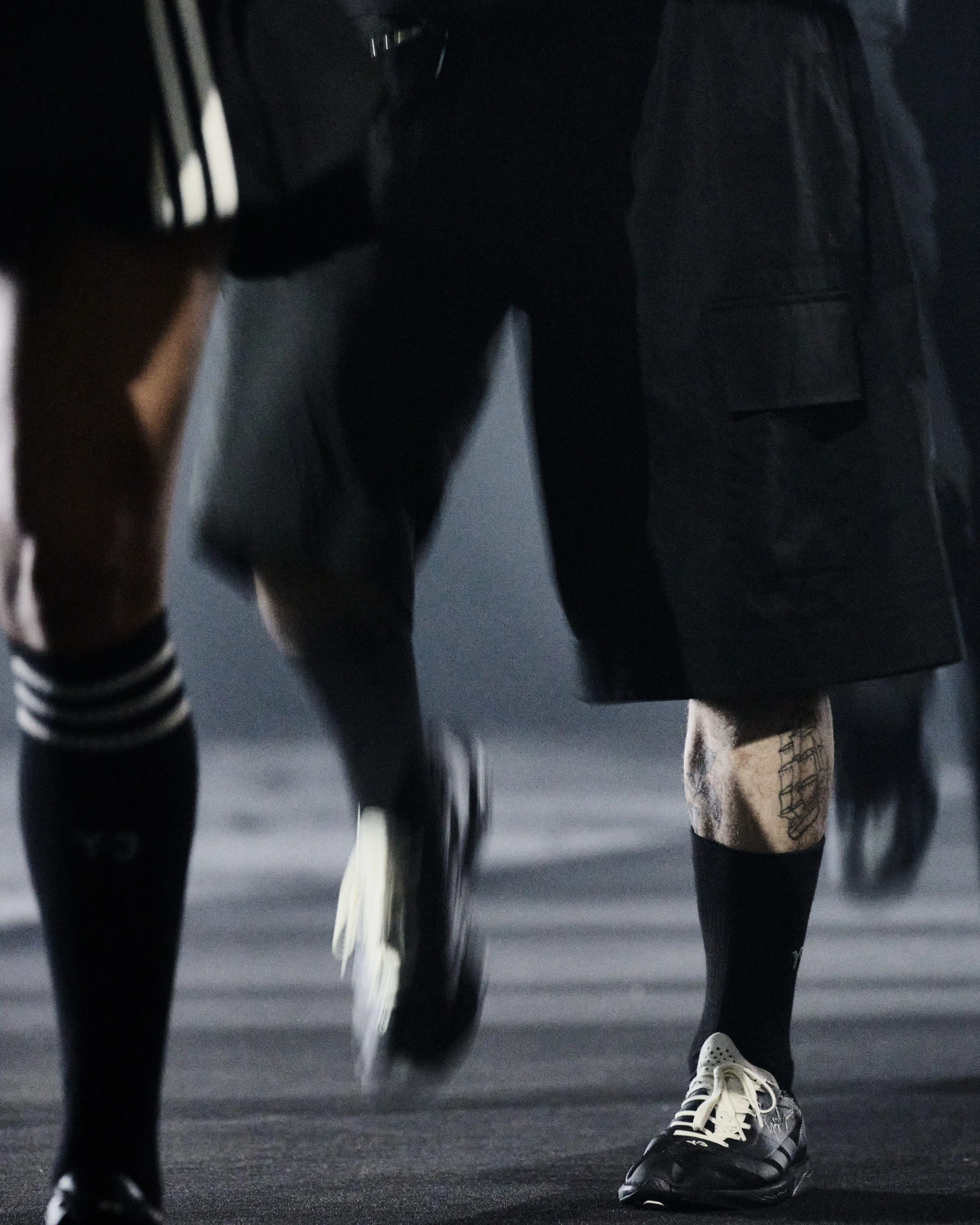 ● ADIDAS ● TERRY 3 SET-UP Adidas Y-3 QR BOOST 